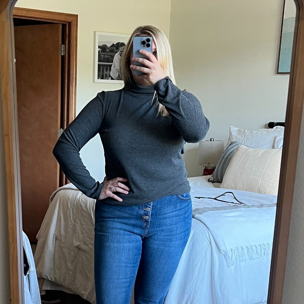 LOFT Ribbed Turtleneck Top